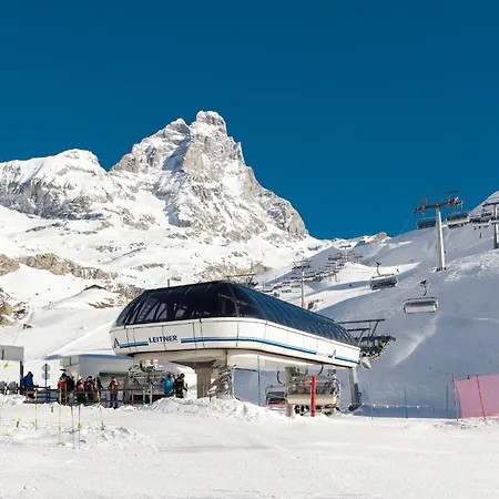 Hellochalet The Lovers - Ski-in Ski-out With Matterhorn View Apartman Breuil-Cervinia